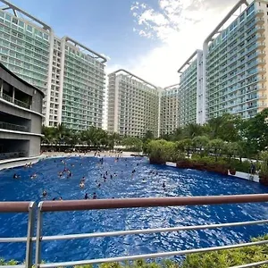 Condominium At Sm Bicutan Apartment